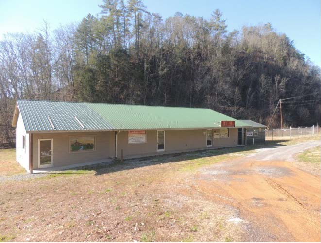 1723 BLUFF MOUNTAIN ROAD